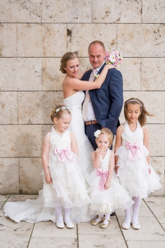 Renáta és koszorúslánykáink